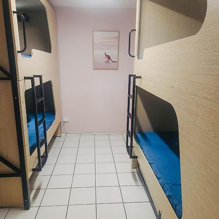 The Espy Hostel Cairns Exterior foto